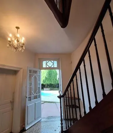 Belle Maison Avec Piscine