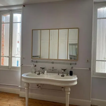 Villa Belle Maison Avec Piscine *